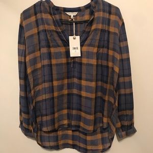 New with tags Women’s top small